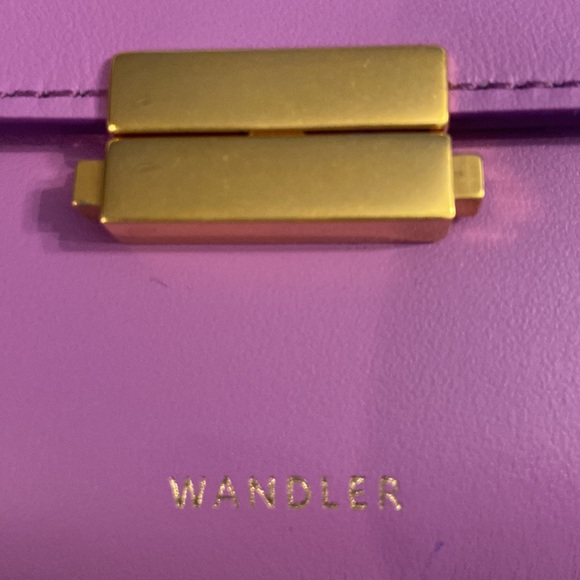 New WANDLER Billy Leather Purple Bag w/dustbag sold out crescent shape - Picture 6 of 8